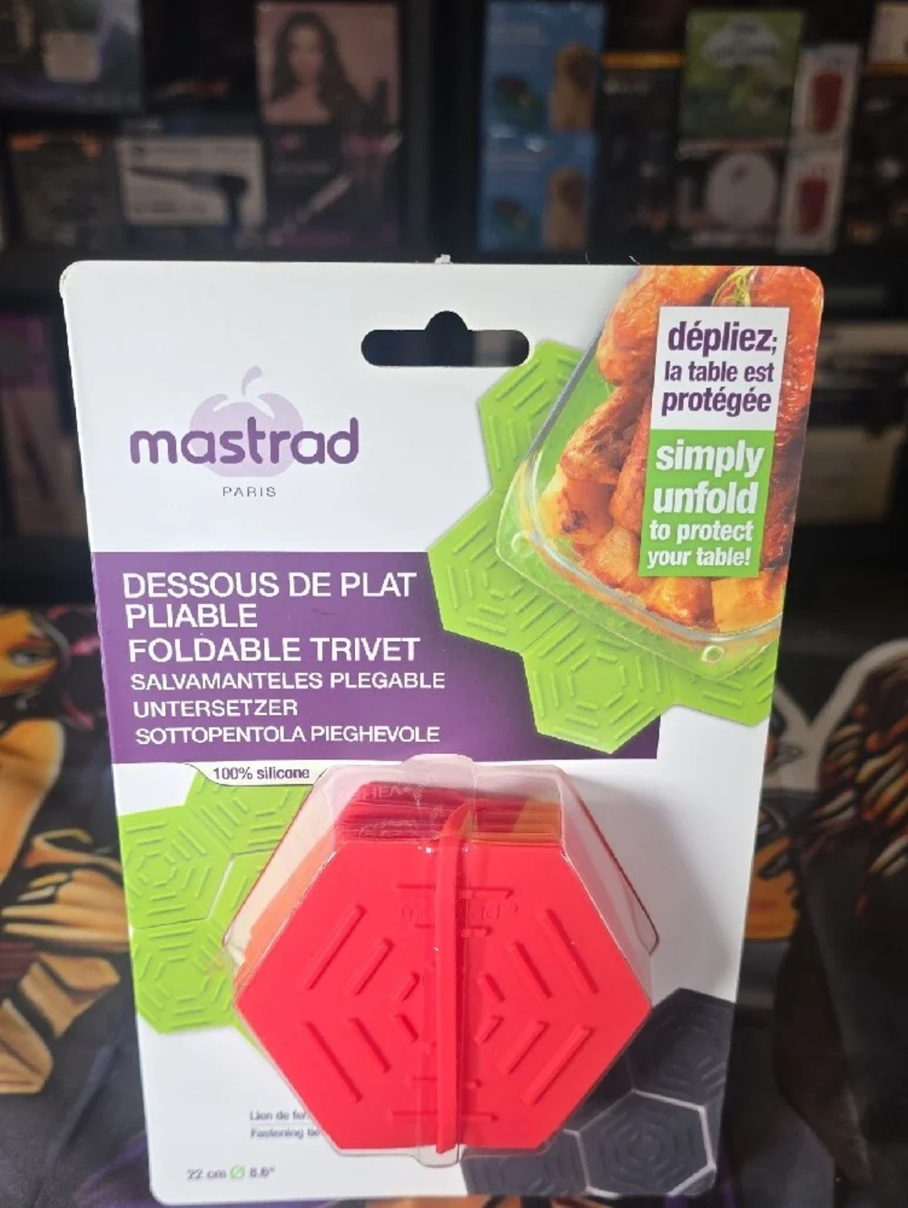 Mastrad Red Foldable Silicone Trivet - Compact Hexagon